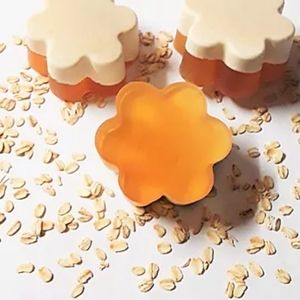 Kimmie Essential ™ Buttermilk Honey Oat Soap 3bars